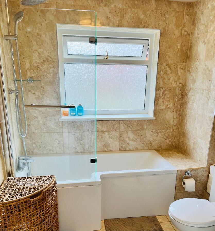 Reading West Homestay Zewnętrze zdjęcie