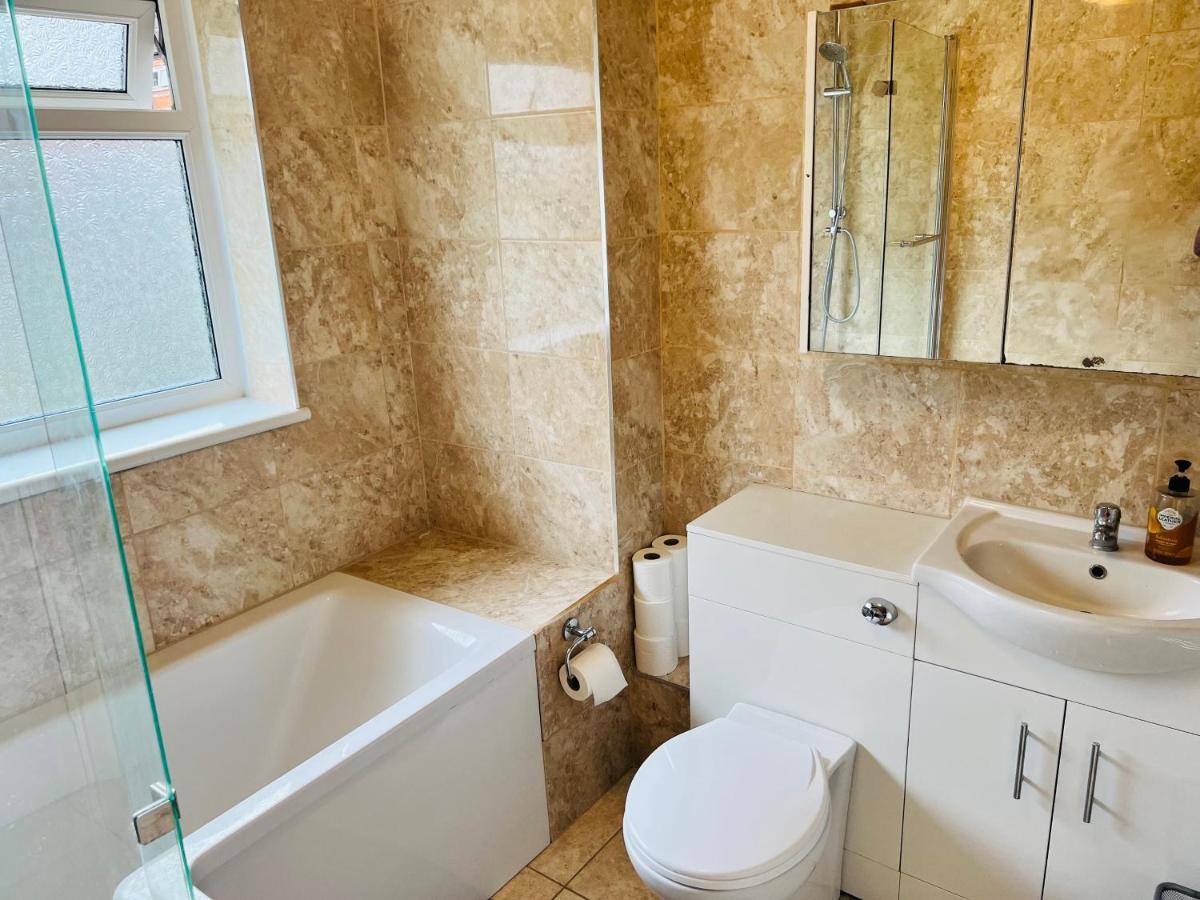 Reading West Homestay Zewnętrze zdjęcie