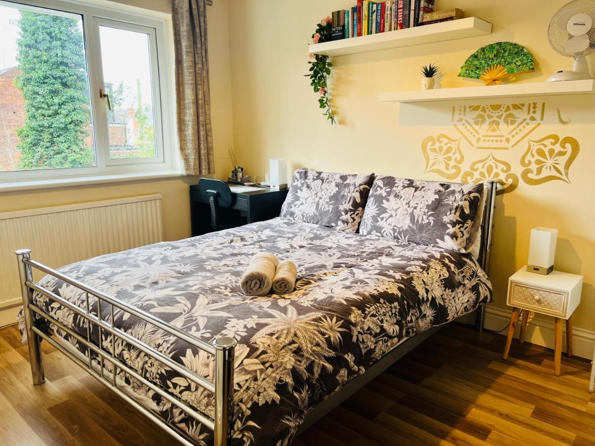 Reading West Homestay Zewnętrze zdjęcie