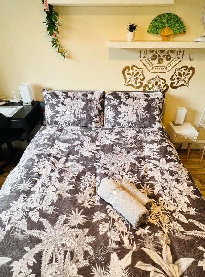 Reading West Homestay Zewnętrze zdjęcie